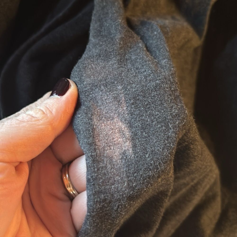 Lululemon Be Inspiring Infinity Scarf - Picture 5 of 9